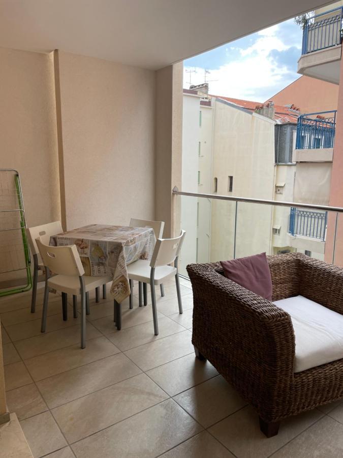 West Bay Apartamento Menton Exterior foto